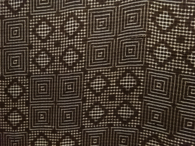 JAPANESE KIMONO / ANTIQUE KIMONO / SILK / DORO OSHIMA TSUMUGI / WOVEN RHOMBUS
